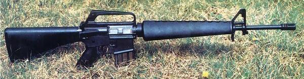 m16a1r.JPG (36580 字节)
